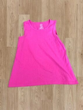 pink tank